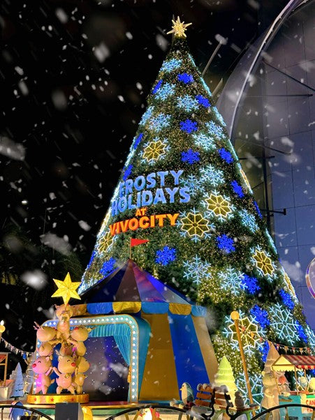 VivoCity’s Arctic Magic: Kiztopia’s X’mas With A Splash and Magical Snowfall & Twinkling Lights”